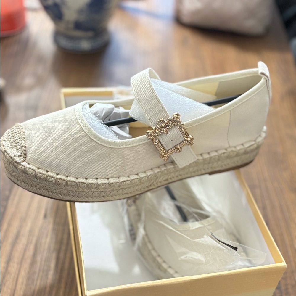 Soda Cream Flats with Gold Buckle